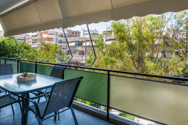 Amphitryon Residence in Glyfada